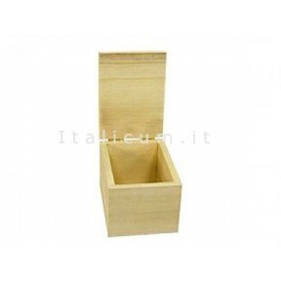 Scatola in legno di balsa con coperchio e chiusura a cerniera cm.7x9,6 h.7