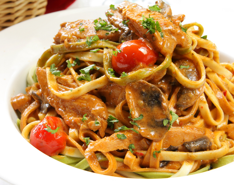 Tomatensauce mit Gewürzmischungen und Waldpilze porcini in Olivenöl extra vergine - 350 gr. 2