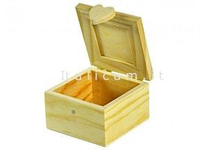 Balsa wooden box with cover and magnetic closure cm.6,0x6,0 h.3,1
